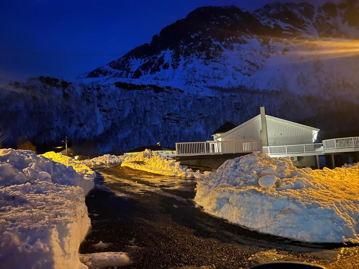 Senja Living Lejlighedshotel Stonglandseidet Eksteriør billede